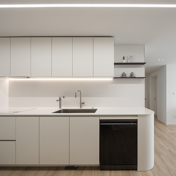 ���׸���